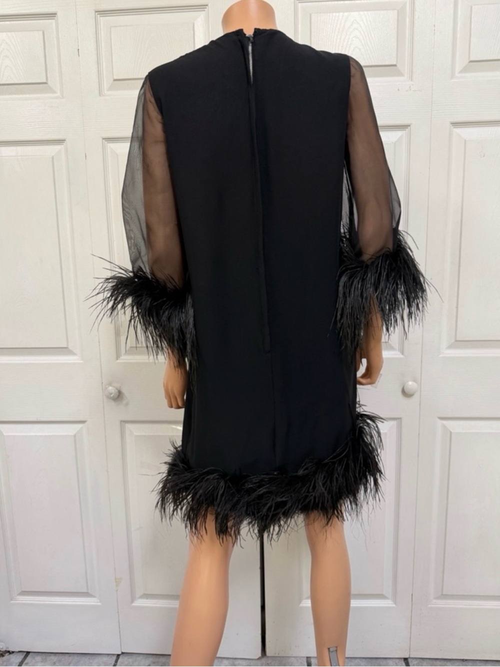 Vintage 60’s black cocktail dress w/ feather trim & sheer sleeves small - Picture 6 of 12